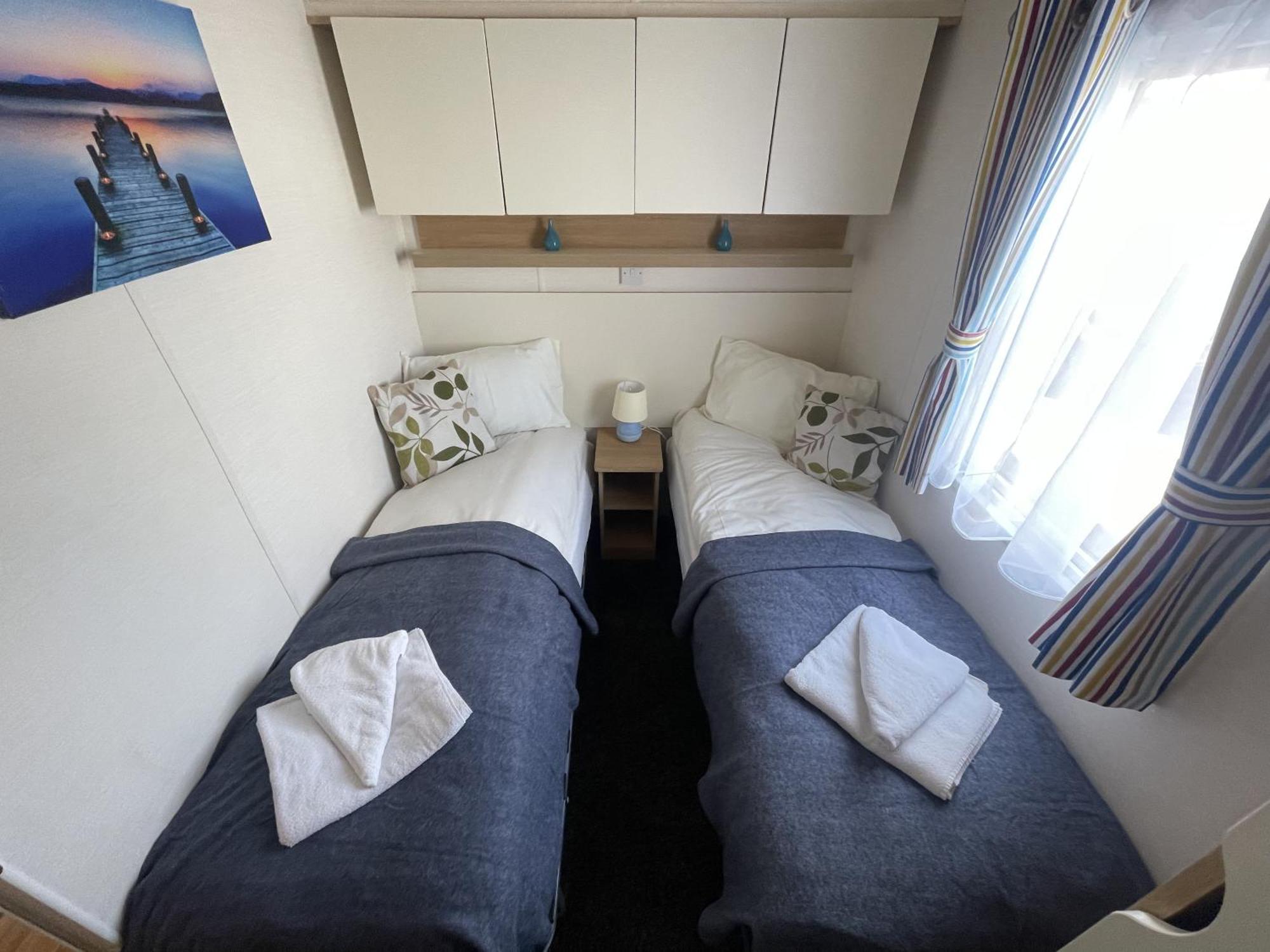 2 Bedroom Caravan, Edi Rita, Robin Hood, Pet Friendly Meliden Экстерьер фото